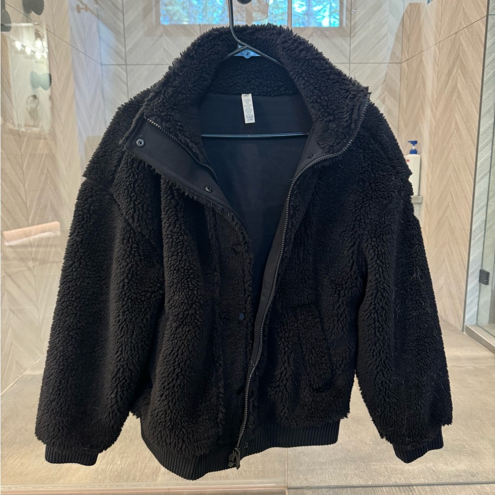 Alo Sherpa jacket
